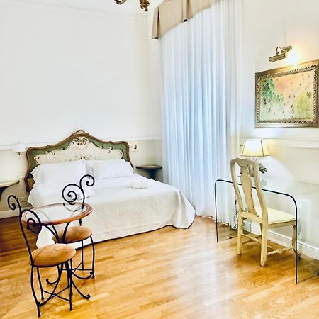 ローマ イル  ガットパルド ルレ Bed & Breakfast エクステリア 写真
