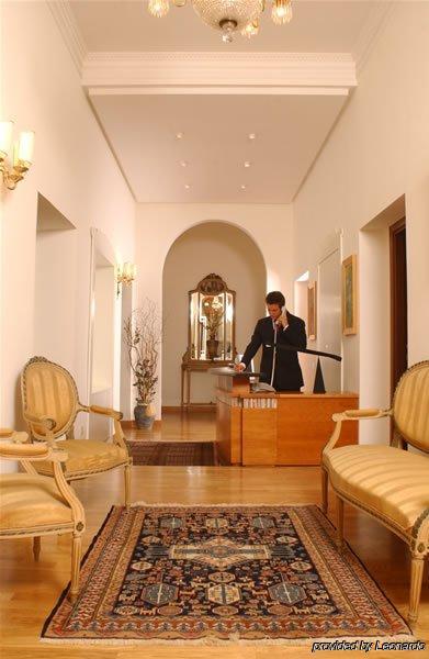 ローマ イル  ガットパルド ルレ Bed & Breakfast インテリア 写真
